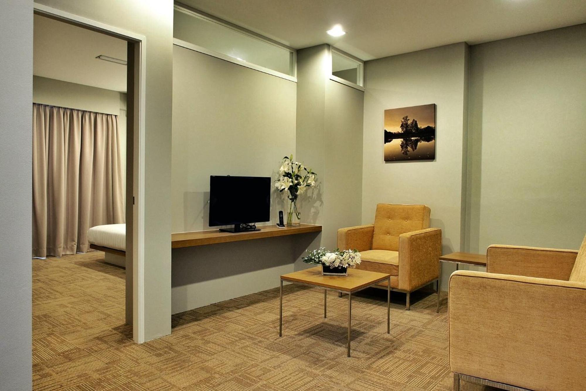 Hotel Primera Suite Сиберджая Екстериор снимка