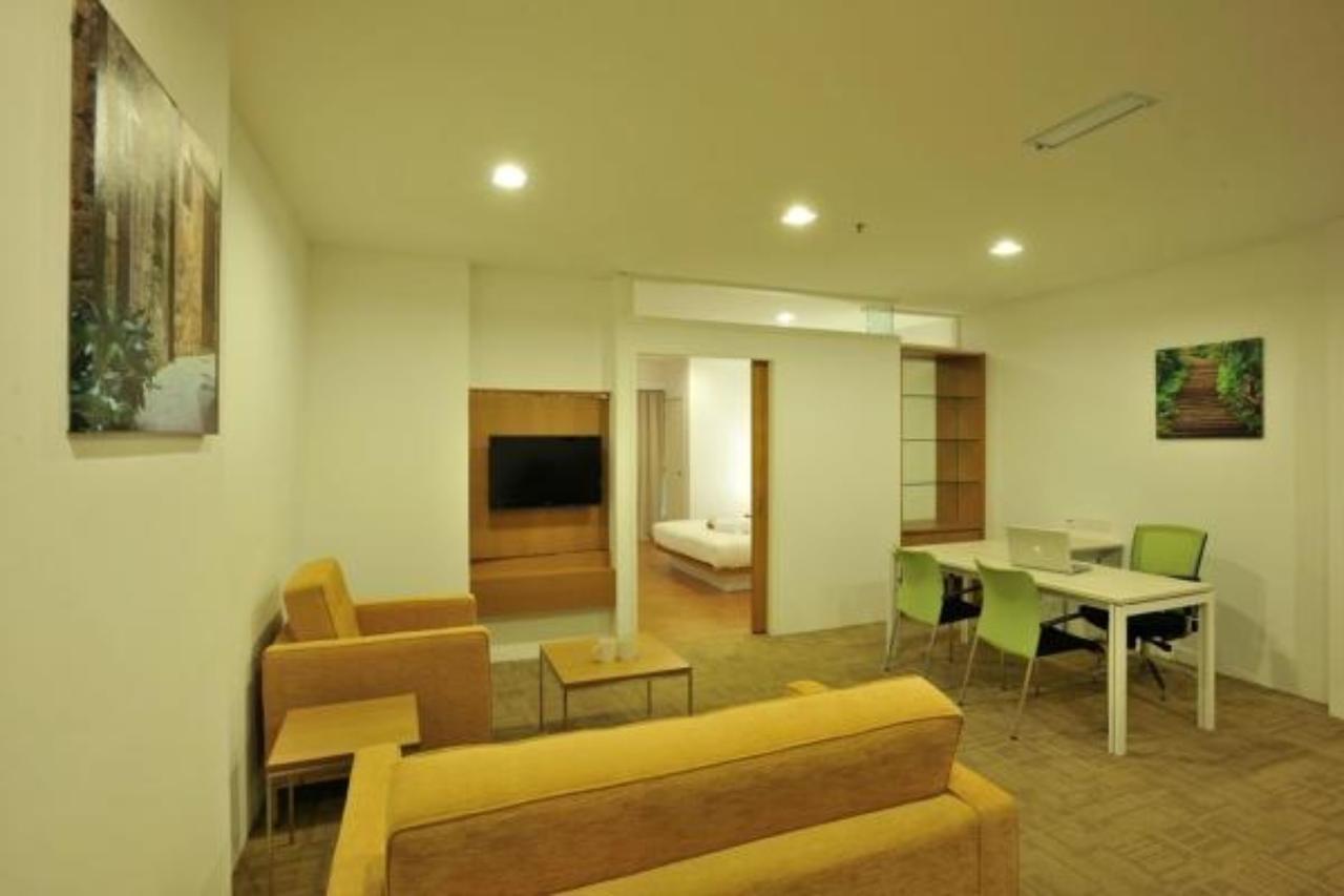 Hotel Primera Suite Сиберджая Екстериор снимка