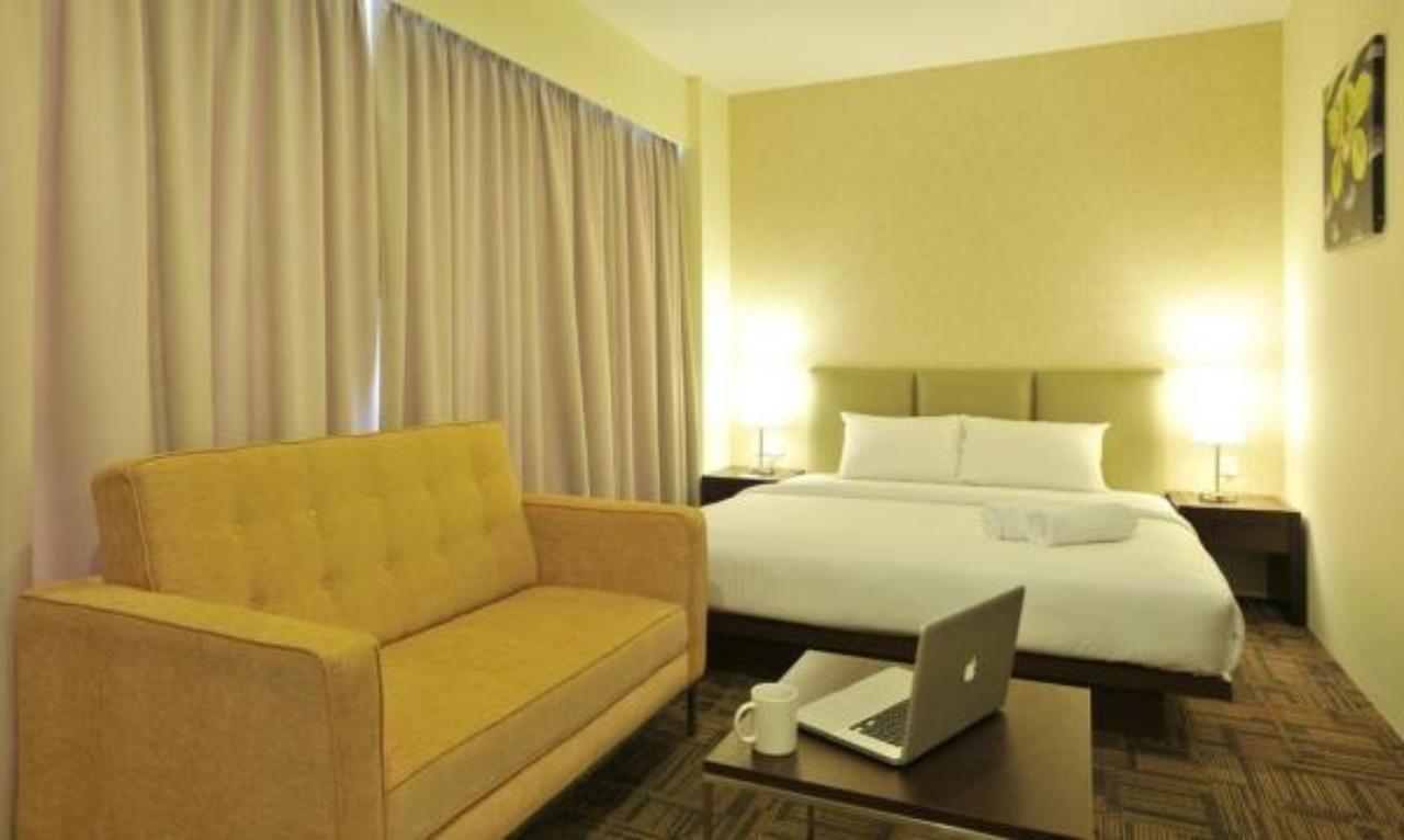 Hotel Primera Suite Сиберджая Екстериор снимка