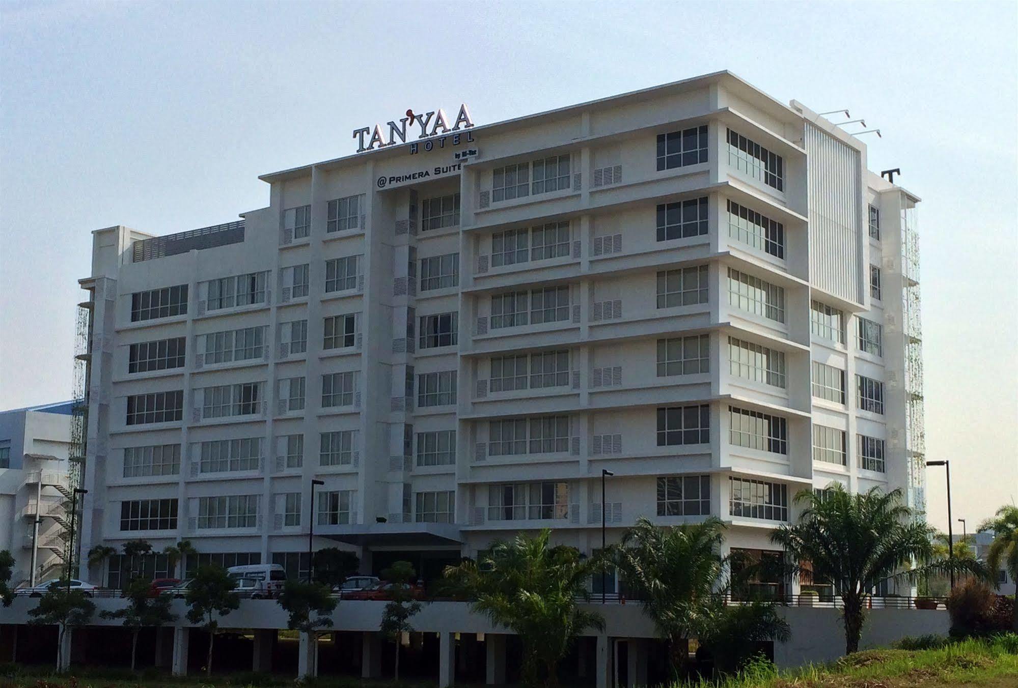 Hotel Primera Suite Сиберджая Екстериор снимка